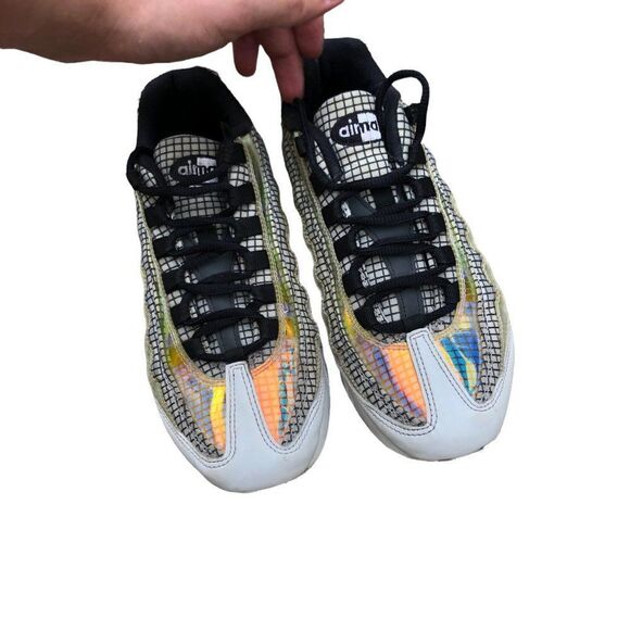 Rare 2018 Nike Air Max 95 LV8 White Blue Glaze Black Size 7 - Picture 12 of 16